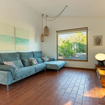 Tomeu Capdet Villa *